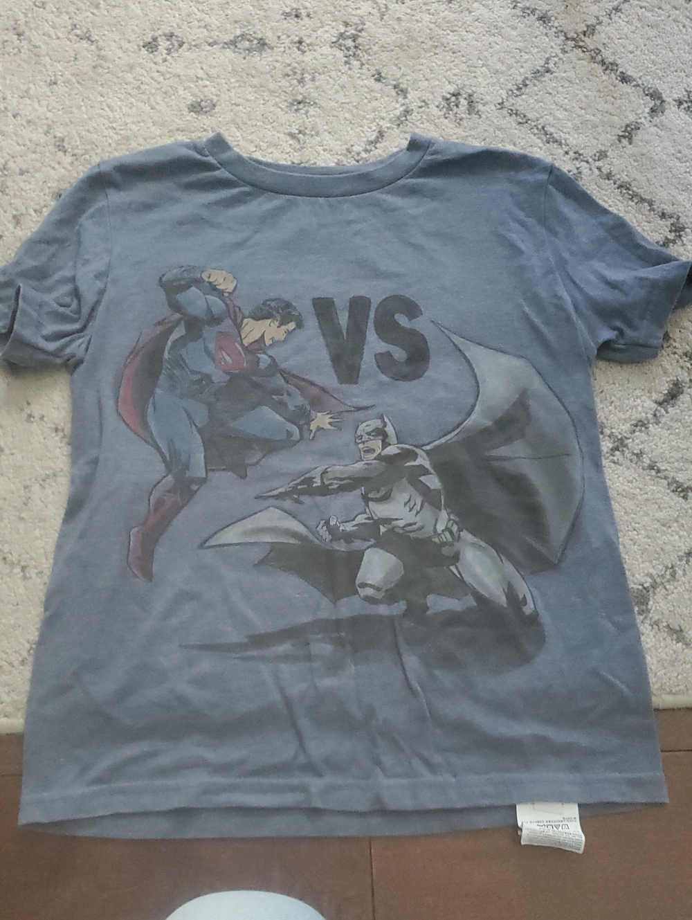 Old Navy Blue Superman vs Batman Short Sleeve Tee Size Medium Youth Kids